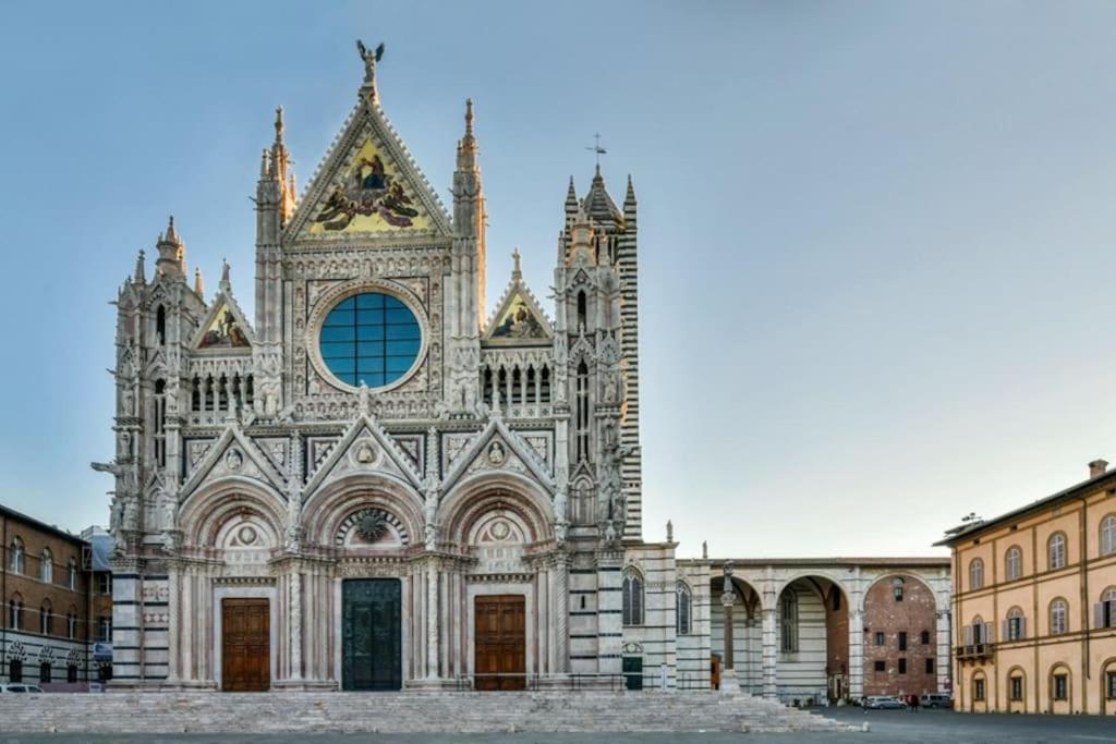 Апартаменты Palazzo Celsi Pollini Duomo Casa Emma Сиена Экстерьер фото